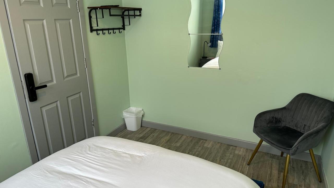 Homestay In Walsall Dış mekan fotoğraf